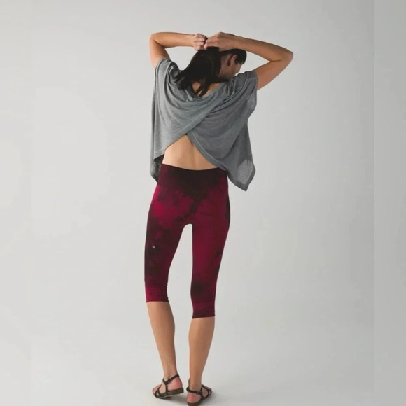 Lululemon In The Flow Crop II Size 6 - Picture 1 of 9